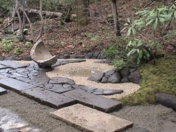 三日月の庭