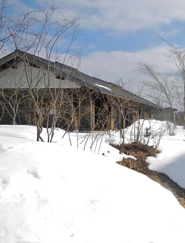 早春、雪解けがはじまる