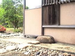 沓脱ぎ石